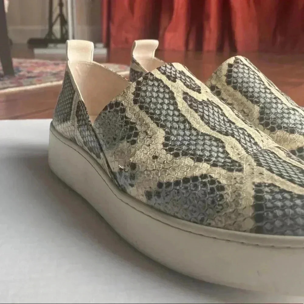 Vince Saxon Snakeskin Embossed Leather Platform - Picture 2 of 12